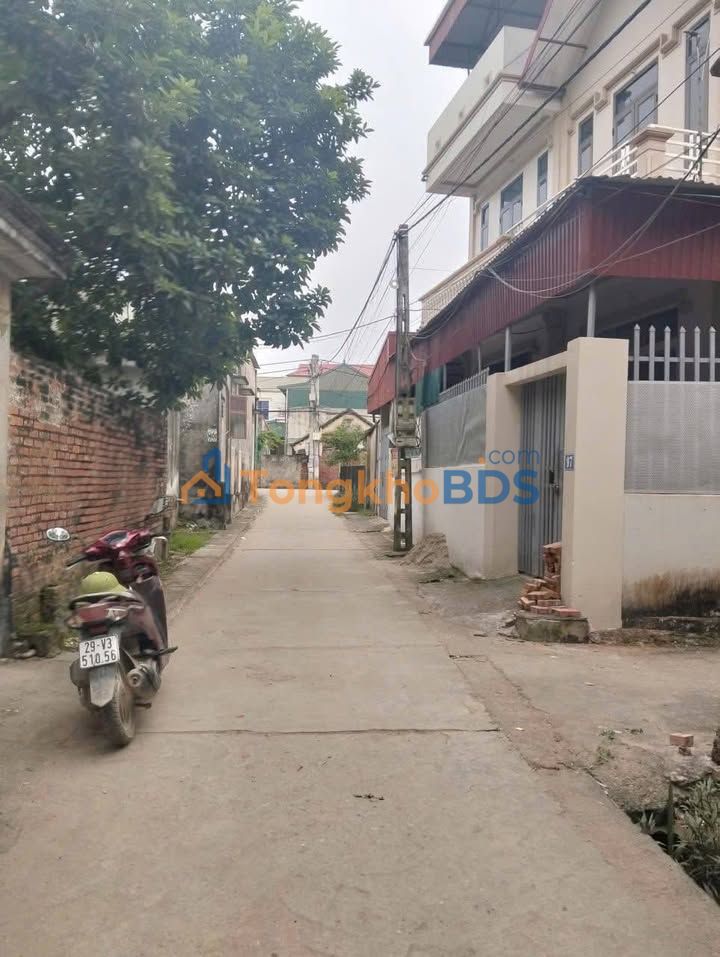 Bán Gấp Đất 97m² Có Nhà 2 Tầng Tại Phúc Thọ - Sẵn Sàng Ở Ngay