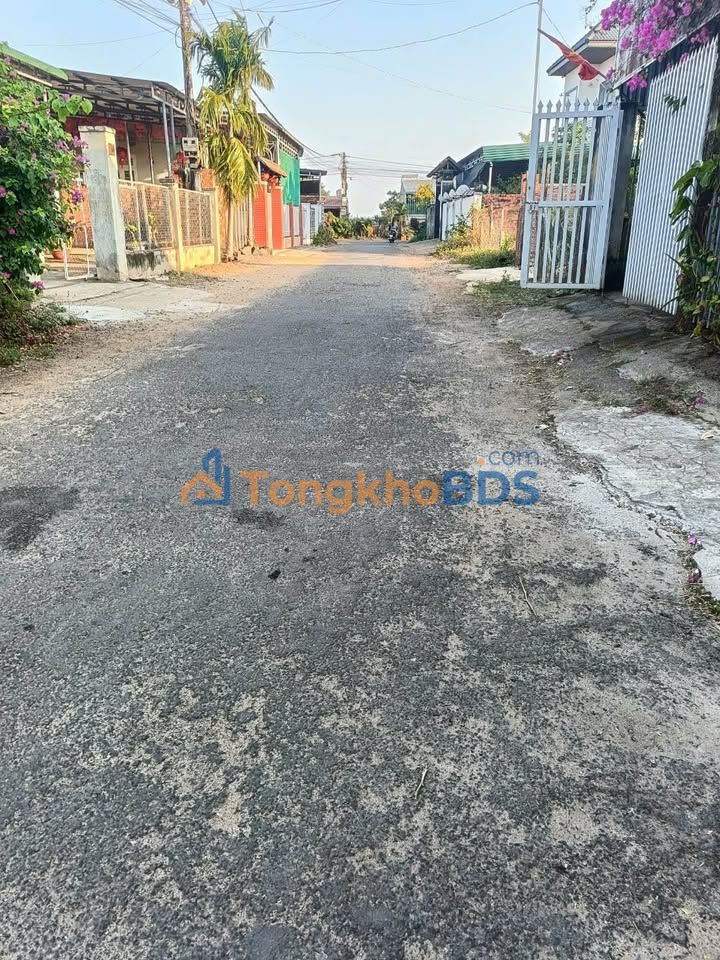 Bán đất mặt tiền đường nhựa Ea Lê, Đắk Lắk - 150m² kinh doanh tốt