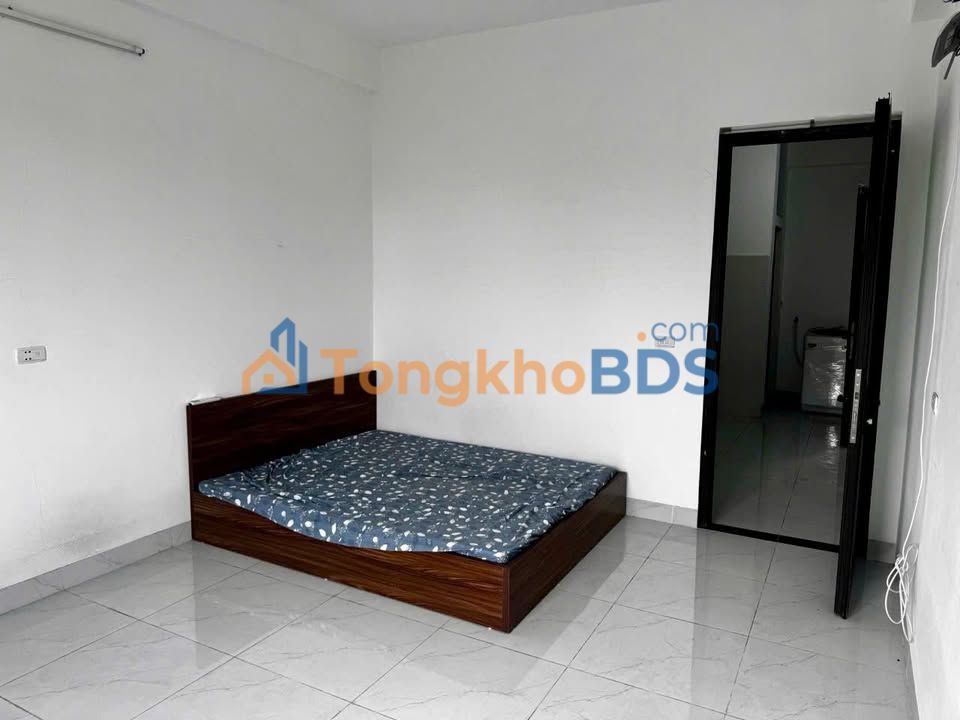 Cho thuê phòng full nội thất, đầu ngõ 87 Yên Xá, Thanh Trì - Sẵn sàng vào ở ngay!