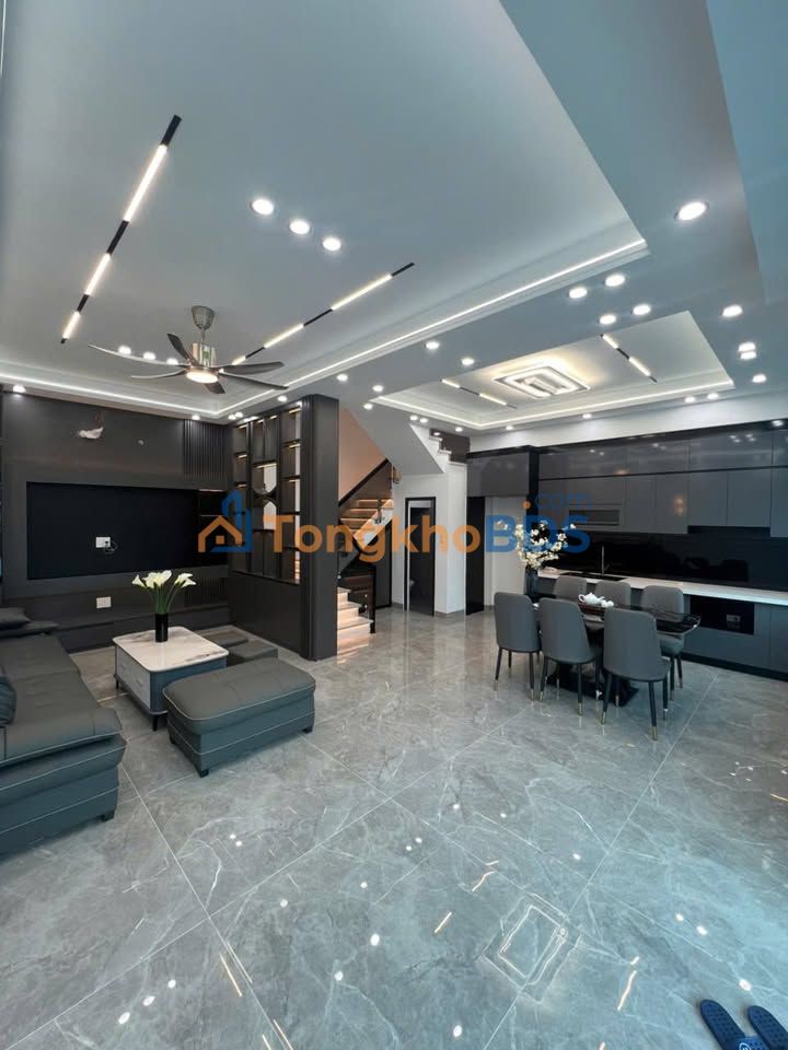 Nhà mới 3 tầng 50m² HXH Hoàng Văn Thụ, HP - 2.78 Tỷ