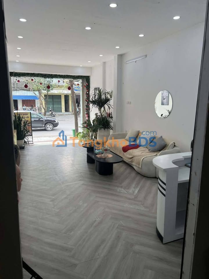 Mặt bằng kinh doanh mặt tiền Lê Hoàn, TP Thanh Hóa - 88m² giá 12 triệu
