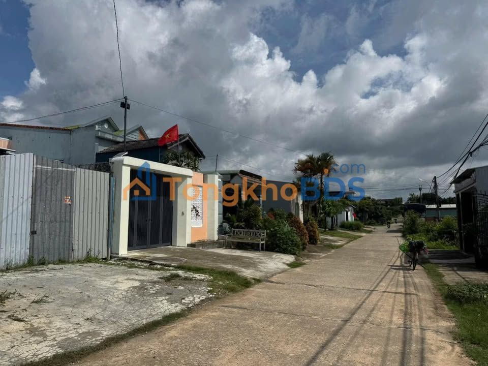 Bán Đất Đường Thu Bồn Kon Tum 300m² Full Thổ Cư - Giá Đầu Tư 1.2 Tỷ