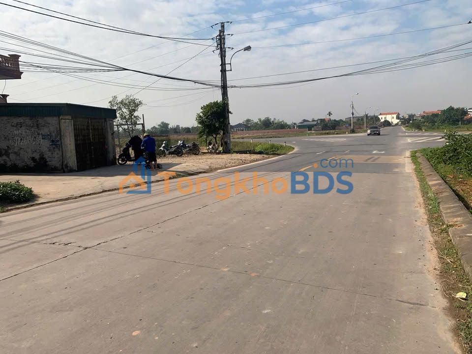 Đất nền Uông Bí 99m² - Mặt tiền 5m, Sổ hồng, Vị trí đắc địa