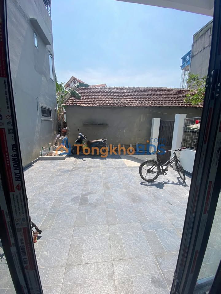 Nhà 100m² Phố Bãi Muối, Hạ Long - 4 Ngủ, Sân Rộng, Giá Yêu Thương 2 Tỷ