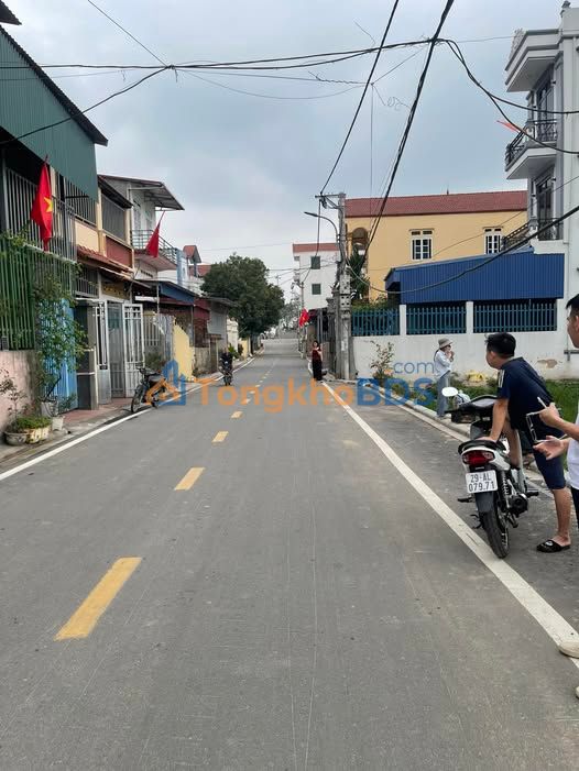 Nhà 105m² Đê Đồng, Mê Linh - Sổ Đỏ Rõ Ràng, Giá Tốt