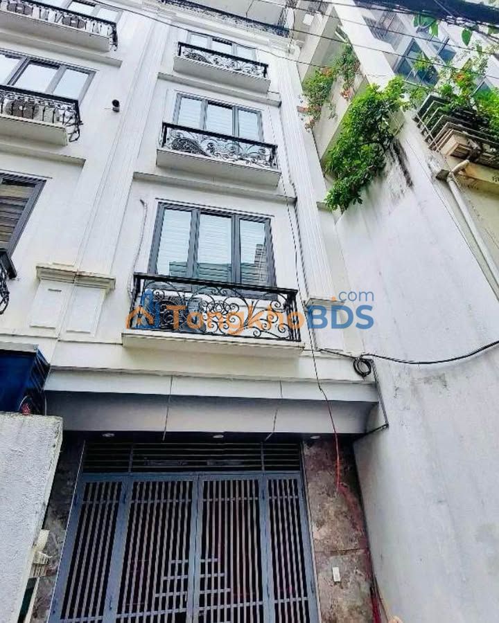 Chung cư mini Đê La Thành 36m² - Dòng tiền 10 tỷ, 6PN, 5 tầng