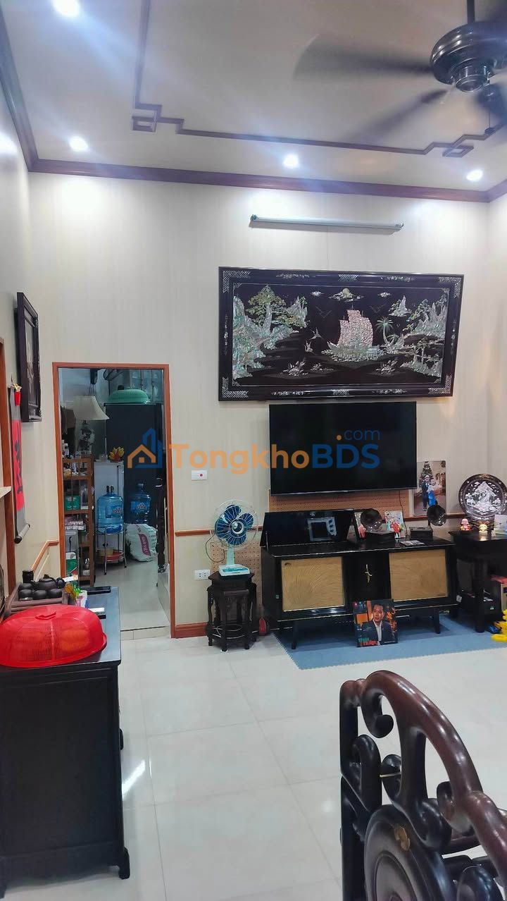 Nhà Phố Trung Phụng 46m² - Ngõ Rộng, Kinh Doanh Tốt, 9.3 Tỷ