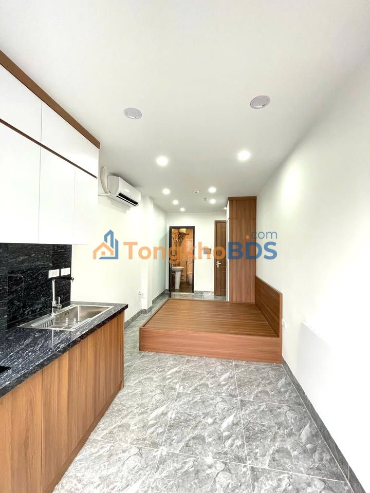 Cho thuê căn hộ mới tinh, ban công thoáng, gần Hồ Đền Lừ, Hoàng Mai