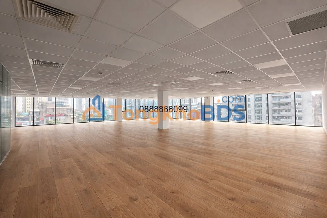 Văn phòng 250m² Cầu Giấy - Giá 40 triệu - Sẵn Sàng Kinh Doanh