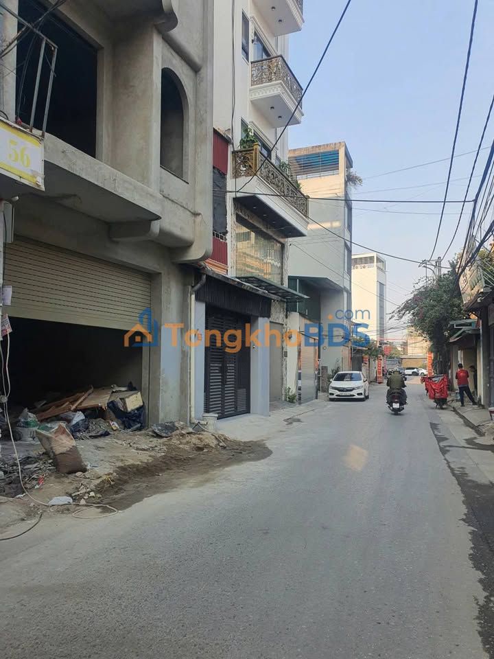 Nhà Cổ Linh, Long Biên 32m² Giá 4.85 Tỷ - Sổ Đỏ Riêng, Sẵn Ở Ngay!