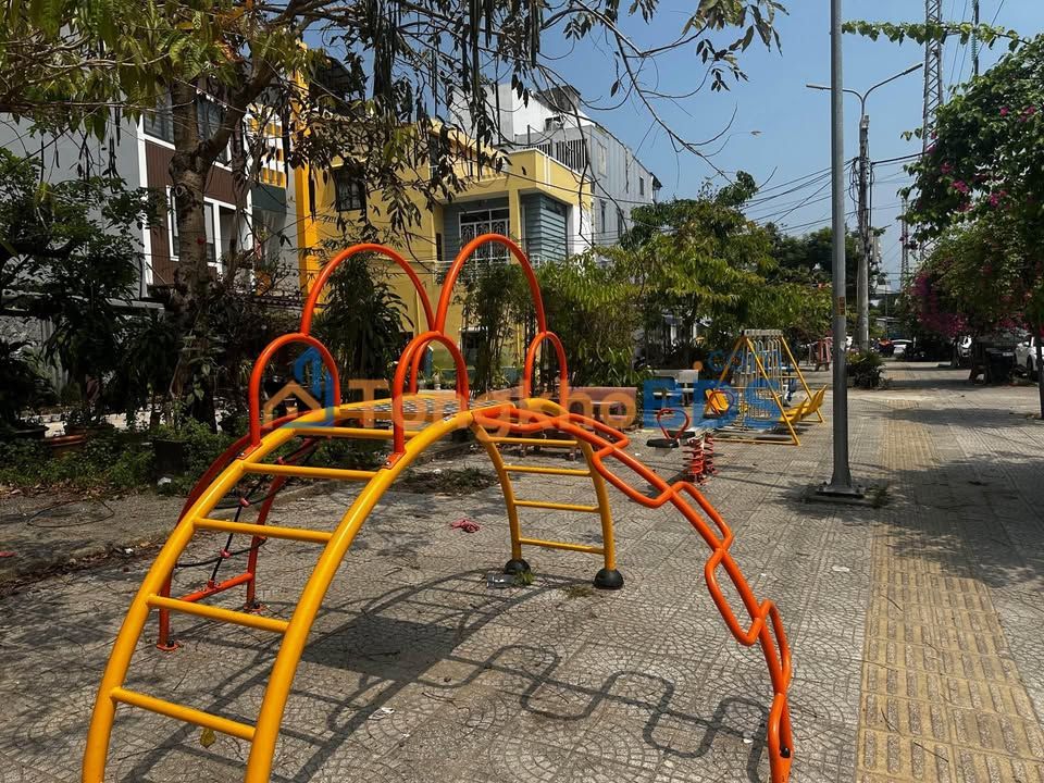 Đất Nền Mỹ Khê 7 Đà Nẵng - 200m² Vuông Vức, Giá 2x Tỷ