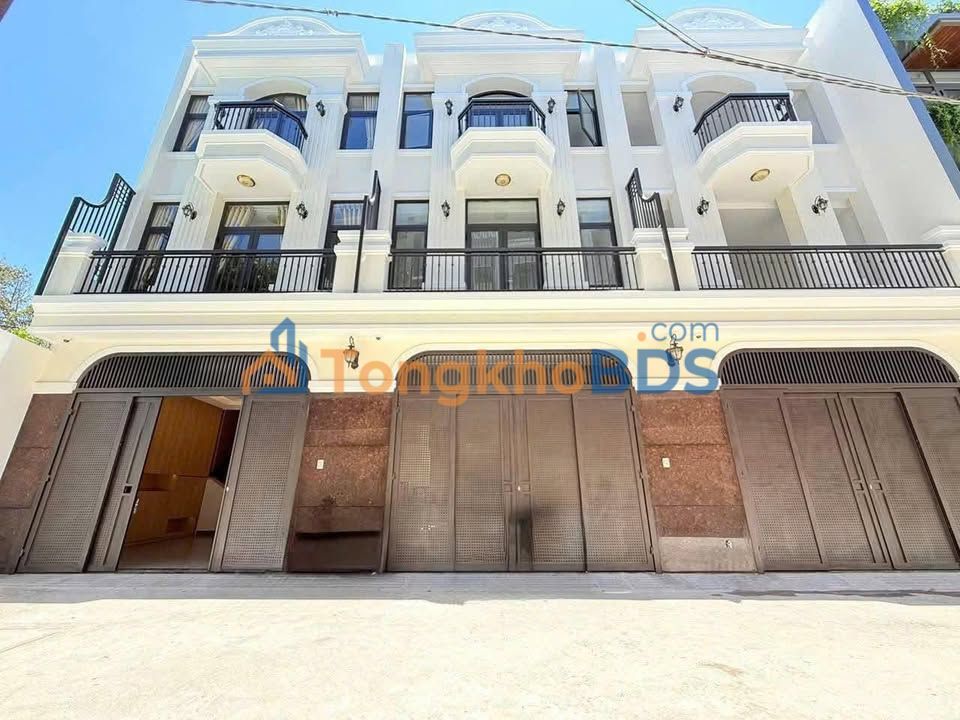 Nhà Trương Công Định, Vũng Tàu: 72.8m² Có Gara Oto, 3PN, 9-10 Tỷ