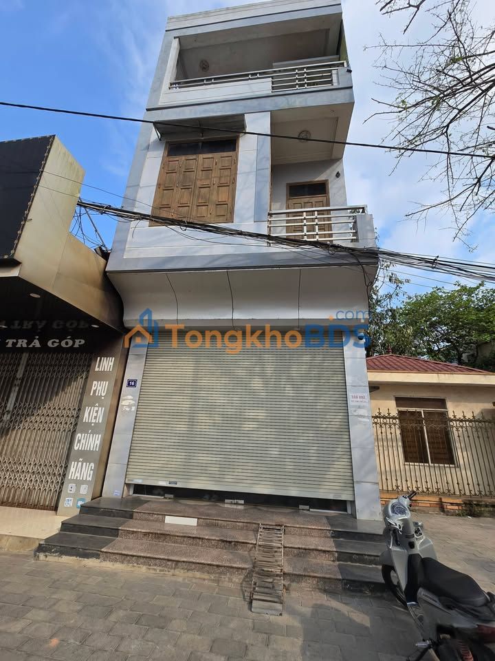 Nhà Mặt Tiền 100m² - 4 Tầng Kinh Doanh/Ở Tại Phố Thiên Quan, Nho Quan