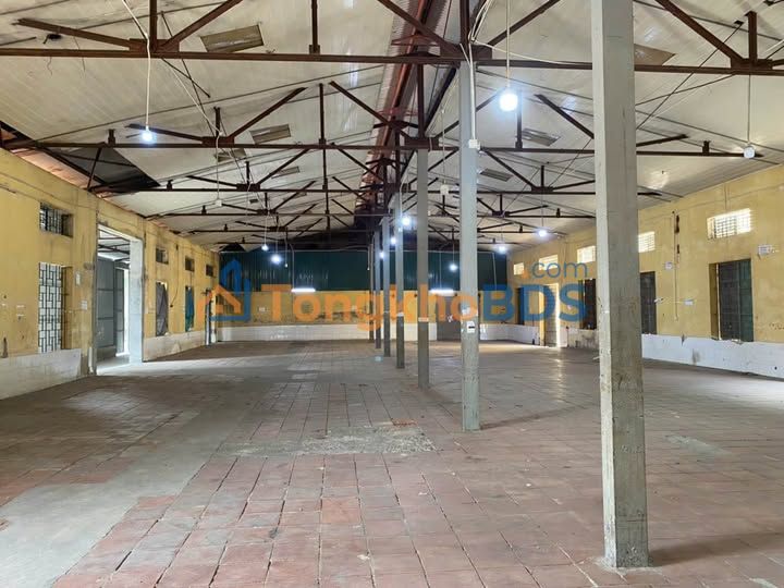 Kho Xưởng 1000m² Mặt Tiền Song Phương, Hoài Đức - Sẵn Sàng Hoạt Động