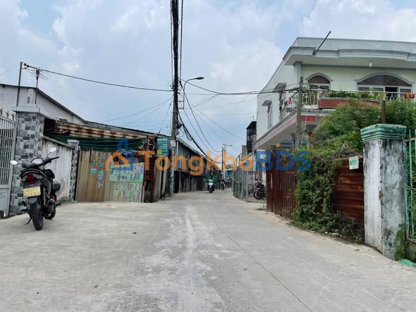 Bán Đất Hóc Môn 313m² Thổ Cư Nở Hậu - Giá 10 Tỷ TL