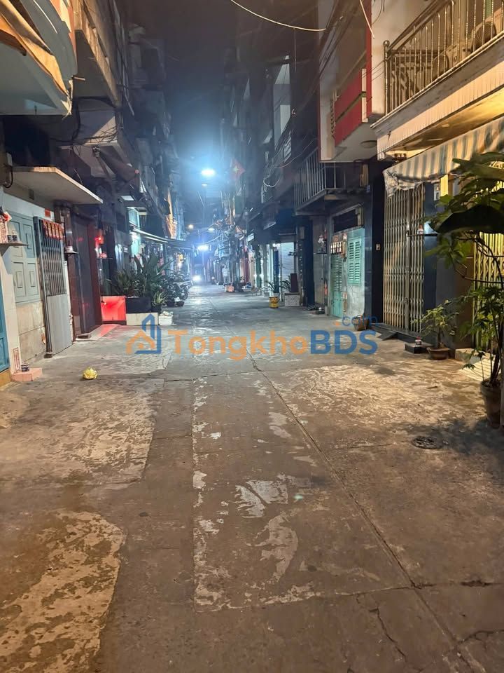 Nhà Hẻm Xe Hơi Q11 - 33m² - 3 Tầng Ở Ngay - 5.98 Tỷ