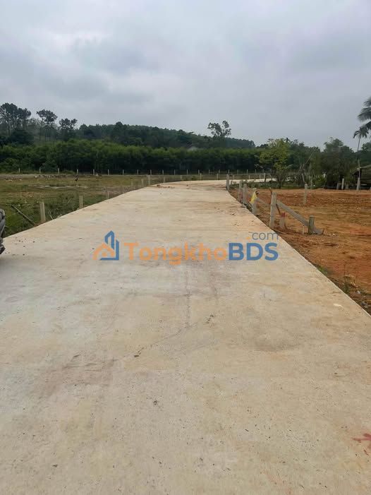 Bán Đất 420m² Hương Khê, Hà Tĩnh - Giá 8xx Tỷ, Sổ Đỏ Rõ Ràng