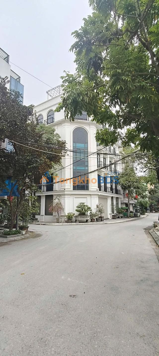 Bán Gấp Nhà Phố Lô Góc 100m² KĐT Văn Quán, Đống Đa - 6 Tầng Thang Máy