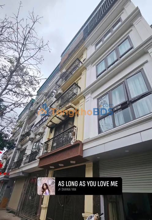 Nhà Phân Lô 30m² x 5 Tầng Gần Times City - Ô Tô Đỗ Cổng - 7 Tỷ