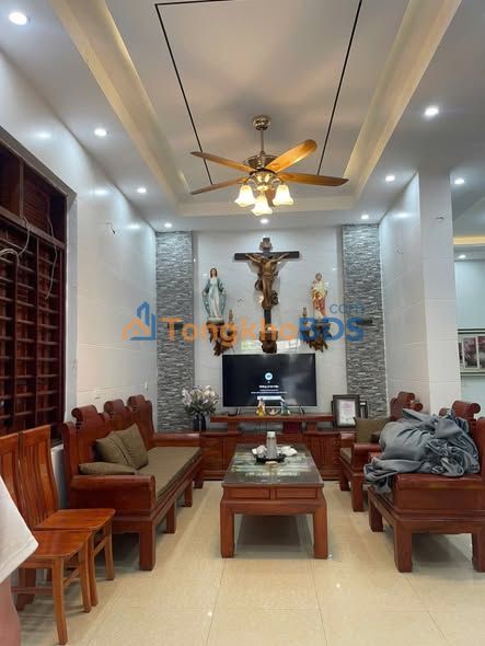 Nhà 3PN Full Nội Thất Gần VSIP - Sẵn Sàng Dọn Vào Ở Ngay