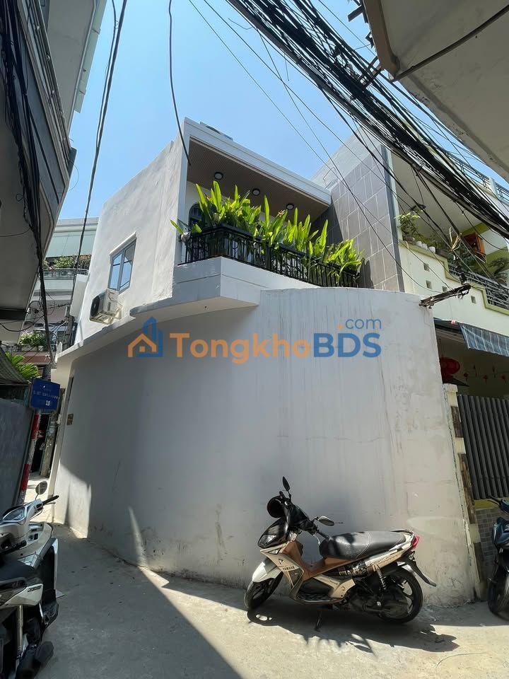 Nhà Lô Góc Mặt Tiền Lê Duẩn, Thanh Khê - 100m², Full Nội Thất