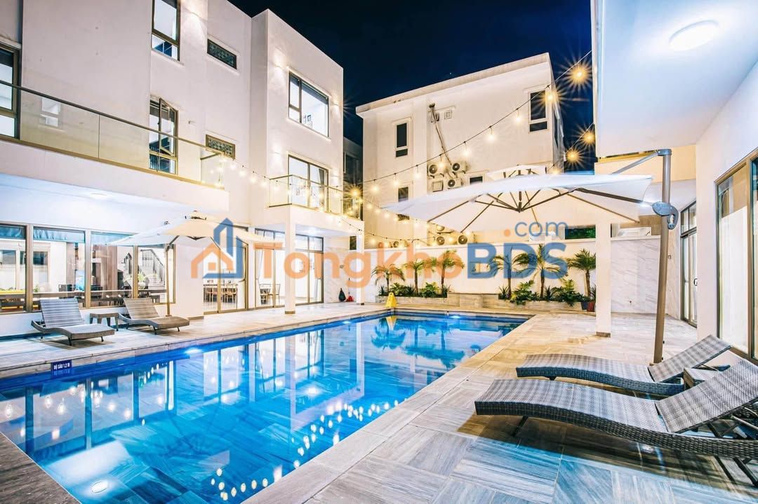 Cho Thuê Biệt Thự 8PN Sầm Sơn - Gần Biển, Giá Tốt