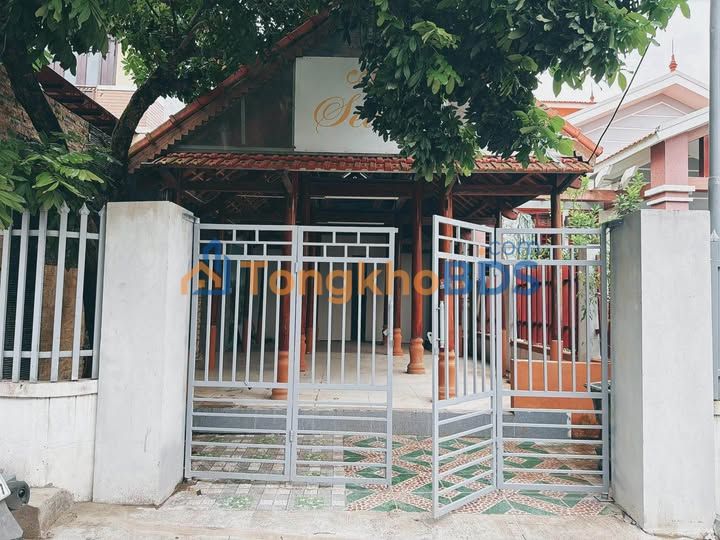 Nhà Nguyên Căn Mặt Tiền Lê Đức Chính, Đồng Hới - Kinh Doanh Thoải Mái