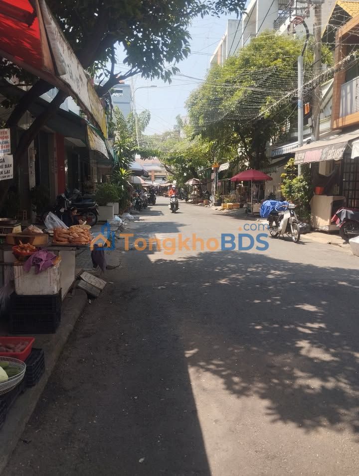 Nhà Mặt Tiền Tân Phú 80m² - Kinh Doanh Sầm Uất Gần Chợ