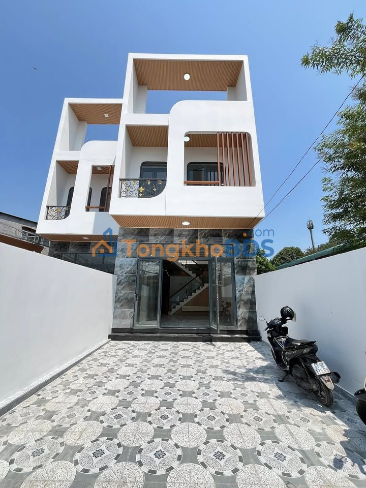 Mặt tiền Bình Thung, TP.HCM - 130m² kinh doanh sầm uất, giá 6.6 tỷ