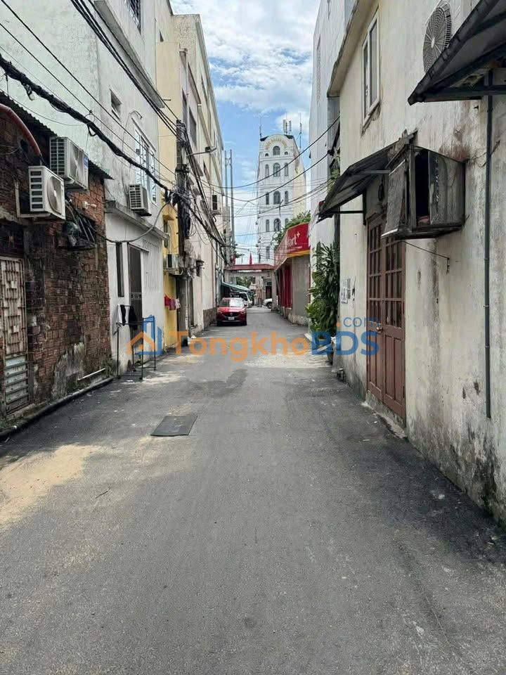 Nhà 2.5 Tầng Kiệt Oto Tôn Thất Đạm, 40m² - Sẵn Sàng Ở Ngay