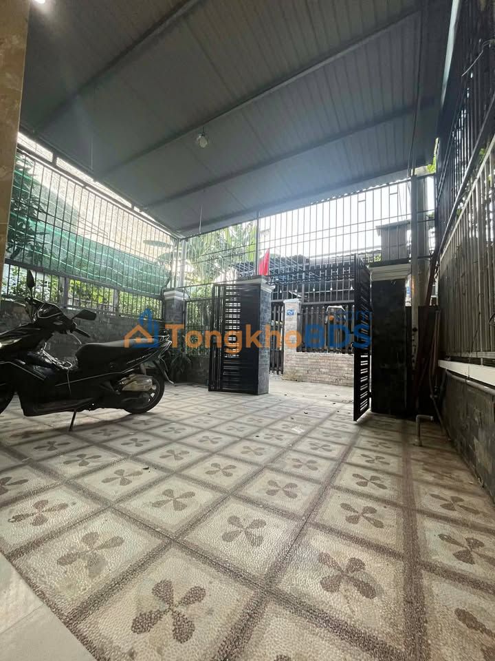 Cho thuê nhà kiệt 428 Tôn Đản, Đà Nẵng - 1PN Có Sân Giá 5 Triệu