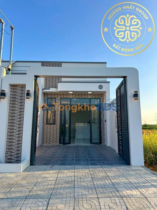 Nhà Cấp 4 Kiên Cố 92m² Mặt Tiền Đường 10, Cà Mau - Giá 1.6 Tỷ