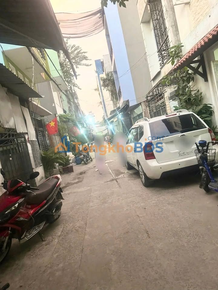 Nhà 2 Tầng 2 Mặt Tiền Bình Tân 111m² - Giá 6 Tỷ, Sổ Đẹp