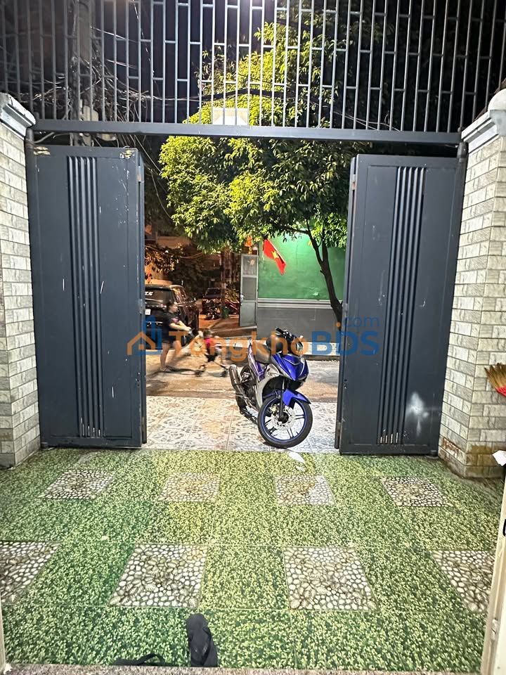 Nhà Nguyên Căn 90m² Hẻm Xe Hơi Phan Huy Ích, Gò Vấp - Giá 12 Triệu