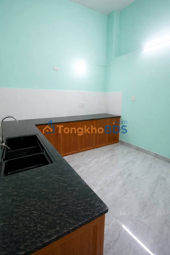 Nhà Cho Thuê Quận 12 - 56m² Giá 8 Triệu, Gần CV Quang Trung