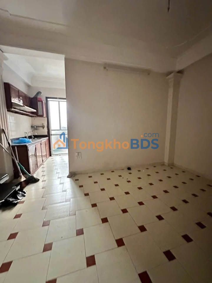 Căn hộ CCmN Bùi Xương Trạch 40m² - Giá 1.35 Tỷ, Ngõ Rộng Thoáng