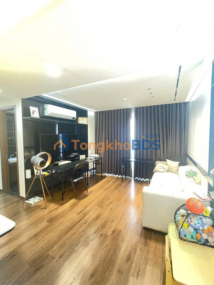 Căn hộ Thăng Long Capital 98m² 6.x tỷ - View đẹp