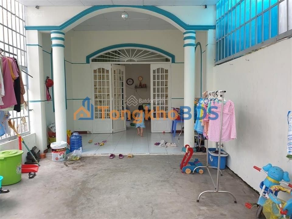 Nhà 3 Mặt Tiền Phan Văn Hớn Hóc Môn 100m² - Vừa Ở Vừa Kinh Doanh