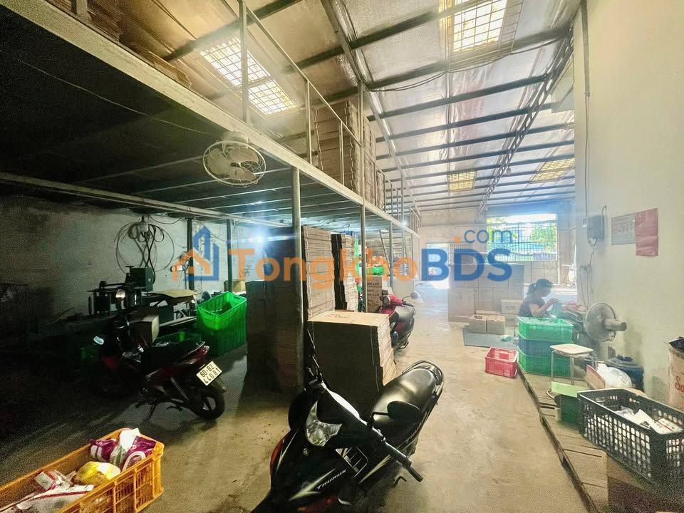 Bán Gấp Nhà Xưởng 400m² Mặt Tiền Xuân Thới Thượng, Hóc Môn - Giá 25 Tỷ