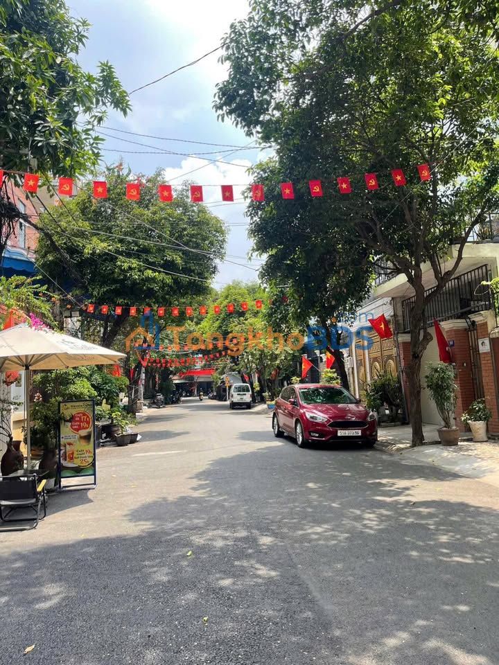 Nhà Mặt Tiền K300 Tân Bình 210m² - Kinh Doanh Sầm Uất, Giá 30 Tỷ