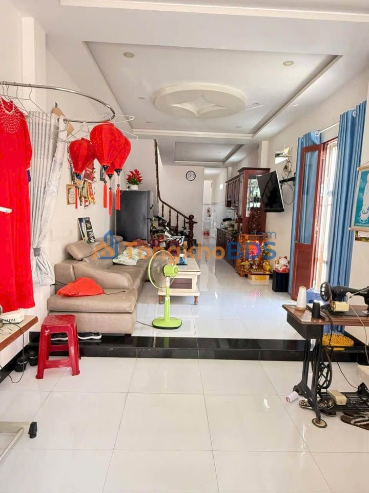 Nhà Mặt Tiền Kinh Doanh Trần Hưng Đạo Phan Thiết - 99.5m² - 5.59 Tỷ