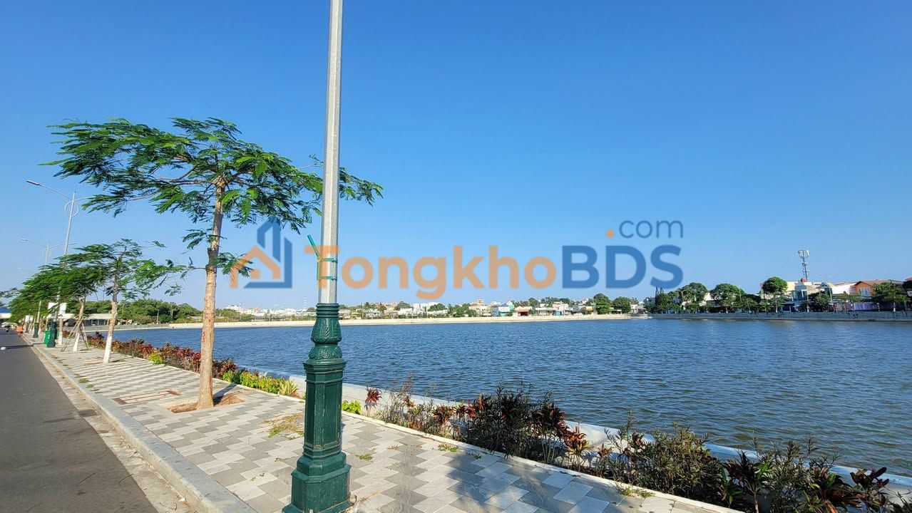 Đất Góc 2 Mặt Tiền Phan Thiết 150m² - Sổ Đỏ Sẵn Sàng