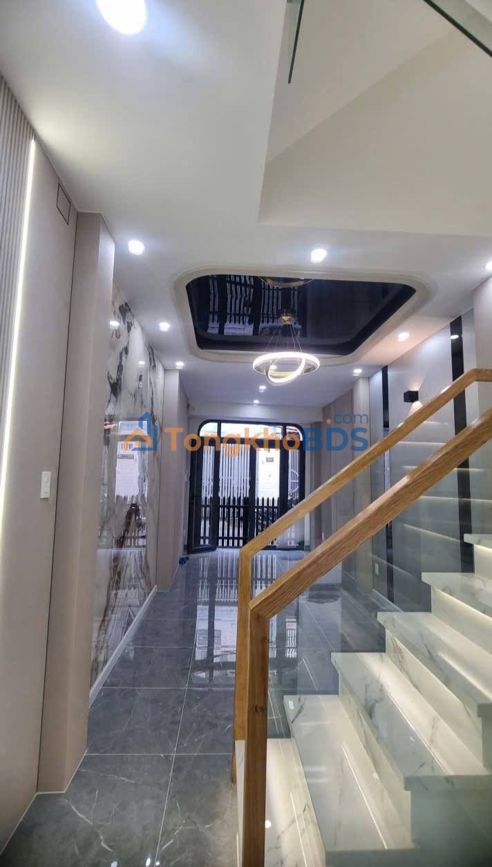 Nhà 34.5m² Sổ Hồng - Quận 4, 3PN, Sẵn Sàng Vào Ở Ngay