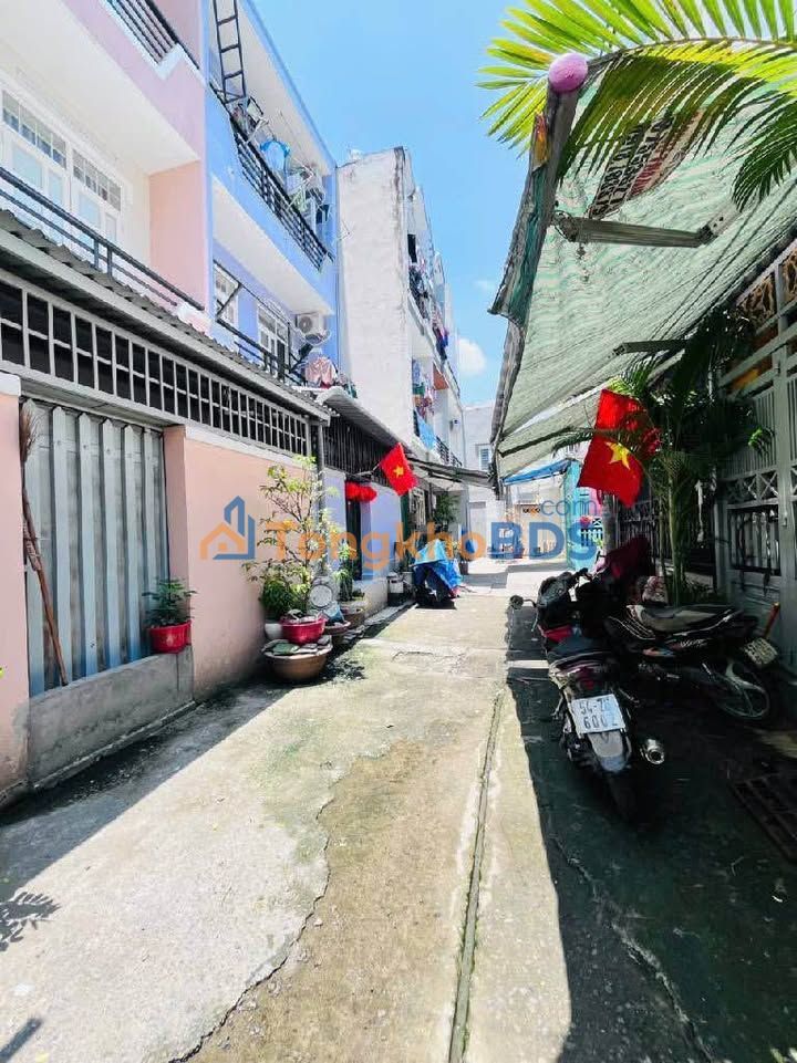 Nhà 2 Mặt Tiền Huỳnh Tấn Phát, Nhà Bè - 74m², 3 Lầu, Giá 6.15 Tỷ