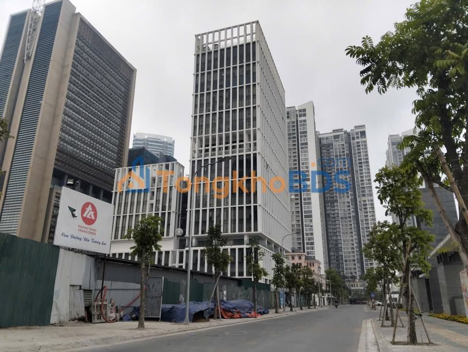 Đất Vàng Đồng Me 33m² - 2 Tầng, Ngay Chợ Mễ Trì, Giá Chỉ 6.7 Tỷ