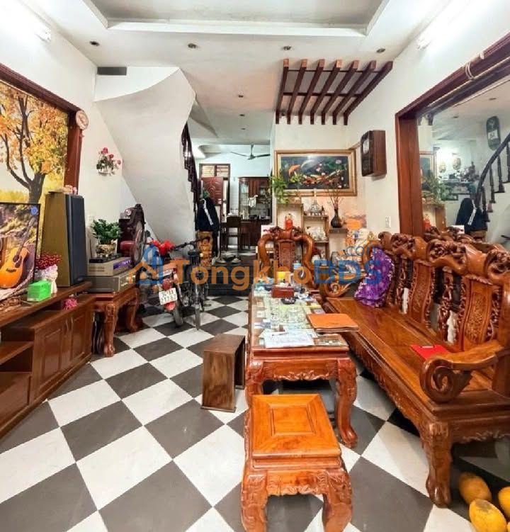 Đất nền 42m² Phân lô ô tô Phường Dịch Vọng, Cầu Giấy - Giá 9 tỷ