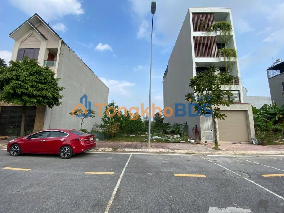 Đất Vĩnh Yên 100m² - Băng 2 Đường Đôi 33m - Sổ Đỏ Chính Chủ