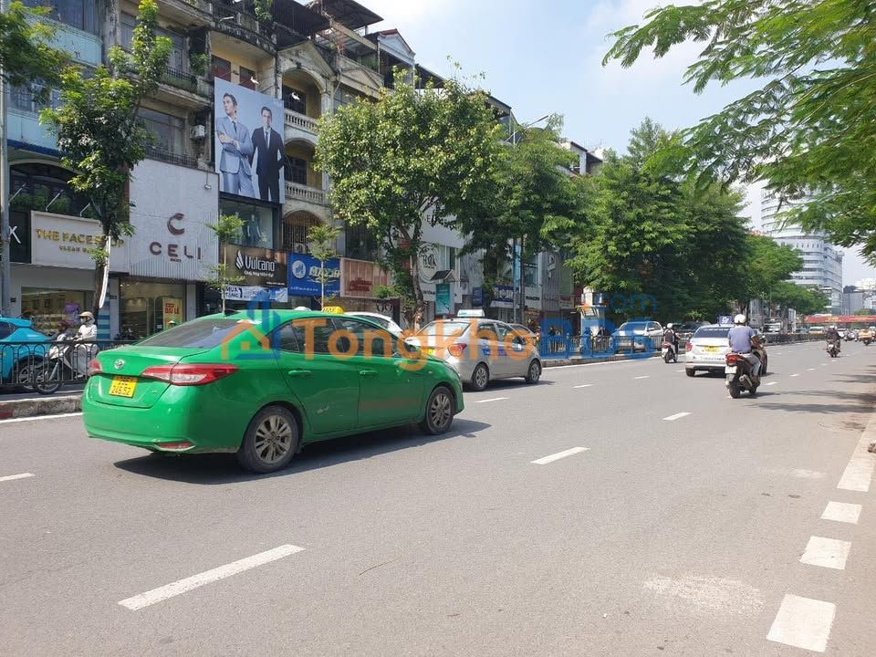 Nhà Mặt Phố Chùa Bộc 98m² - Kinh Doanh Đỉnh Cao - 70 Tỷ