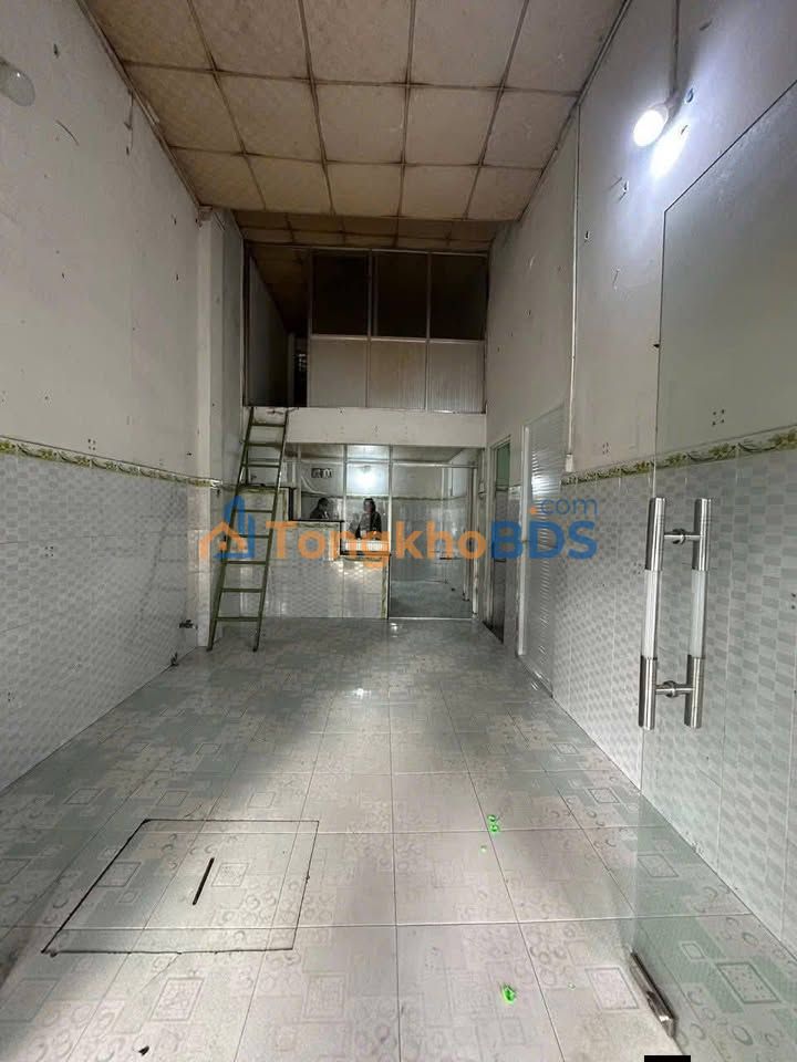Cho thuê kiot Bùi Thị Xuân, Tân Bình 35m² - Kinh doanh tóc nam, thuốc tây