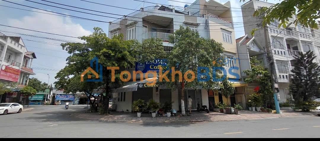 Mặt Tiền Kinh Doanh Dĩ An, 3 Tầng, Giá 15 Triệu - Sẵn Sàng Đón Khách!